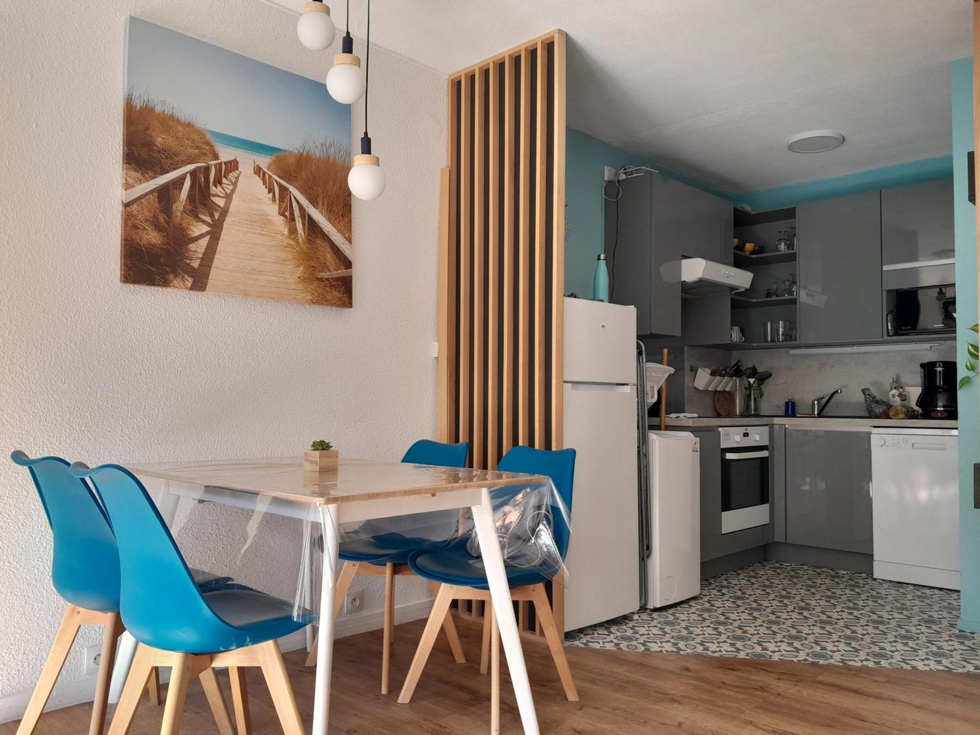 Joli 2 Pieces Sur Le Port Avec Piscine, Terrasse, Parking Lägenhet Capbreton Exteriör bild